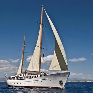  Hotel en barco Southern Cross